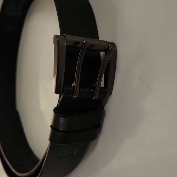 Mens black Levi's leather belt size 38 - Picture 3 of 3